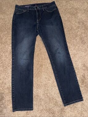 NYDJ Women's Alina Legging Jeans in Dark Blue Wash - size 12P. EE